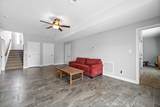 1044 Rushmore Rd - Photo 17