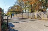 420 Walton Ln - Photo 2