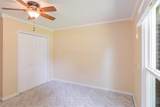 930 Rossview Rd - Photo 21