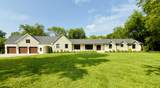 MLS# 2905631 - 163 Lake Park Dr in Cumberland Hills Se Subdivision in Hendersonville Tennessee - Real Estate Home For Sale Zoned for Indian Lake Elementary
