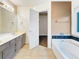 6665 Autumnwood Dr - Photo 17