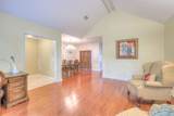 8076 Sunrise Cir - Photo 9
