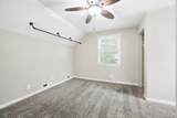 409 Spencer Ln - Photo 22