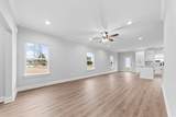 402 Maggie Ct - Photo 13
