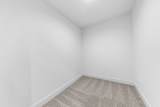 402 Maggie Ct - Photo 40