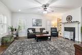 1083 Auldridge Dr - Photo 3