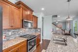 2564 Wellesley Square Dr - Photo 14