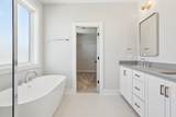 107 E 9th St - Photo 43