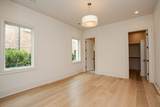 1302B Pillow St - Photo 26