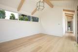 1302B Pillow St - Photo 53