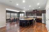 2553 Carmine St - Photo 15
