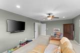 2553 Carmine St - Photo 32