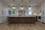 1402 Ashwood Ave - Photo 18