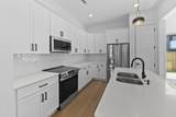 1915 Owen St - Photo 8
