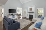 2722 Red Oak Drive - Photo 7