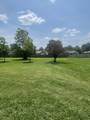 407 Robins St - Photo 13