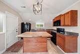 1121 Forsythe St - Photo 11