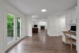 1561 Constitution Ave - Photo 15