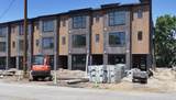 548B Rosedale Ave - Photo 2