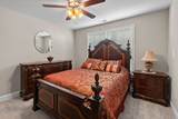 109 Jackbat Ct - Photo 16