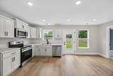 637 Wilson St - Photo 7
