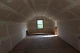 114 Baker St - Photo 14