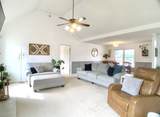 590 Mountain View Ct - Photo 6