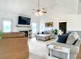 590 Mountain View Ct - Photo 7