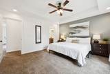1815 Camelot Dr - Photo 16