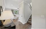 718 Excalibur Ct - Photo 9