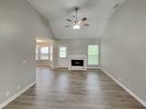 104 Edgewater Ct - Photo 2