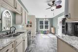 1031 Hillshire Dr - Photo 11