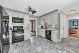 1031 Hillshire Dr - Photo 13