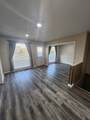 404 E College St - Photo 11