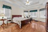 8013 Rosemere Way - Photo 11