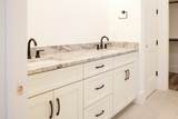 2820 Valley Rd - Photo 11