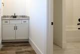 2820 Valley Rd - Photo 19