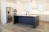 2820 Valley Rd - Photo 4