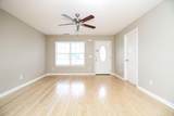 143 Lyndhurst Dr - Photo 3