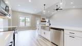 529 Foxglove Ln - Photo 11