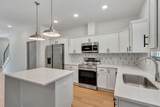 628 Wallace Ct - Photo 9