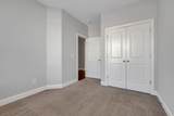 1637 Southhampton Way - Photo 18