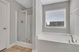 1637 Southhampton Way - Photo 23