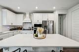 808 Cawthorn Ln - Photo 20