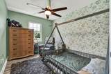 921 E Circle Drive - Photo 17
