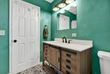 921 E Circle Drive - Photo 19