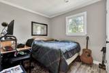 921 E Circle Drive - Photo 20
