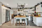 921 E Circle Drive - Photo 7