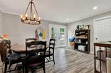921 E Circle Drive - Photo 10