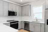 550 Markham St - Photo 4